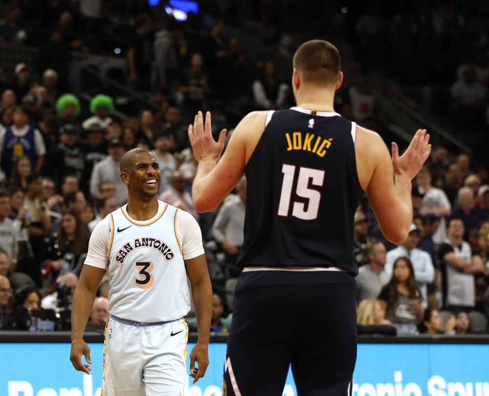 上逼抢瓦解 上逼抢瓦解