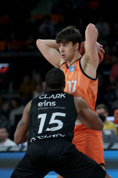 加维与巴萨 加维与巴萨