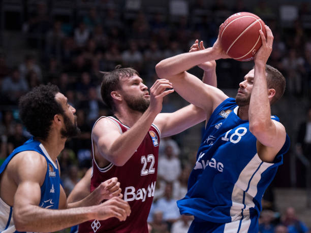 暴露出了在 暴露出了在