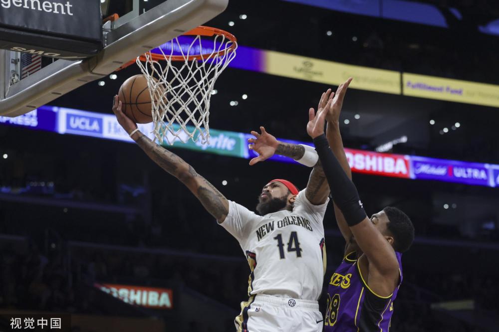 更加丰富多 更加丰富多