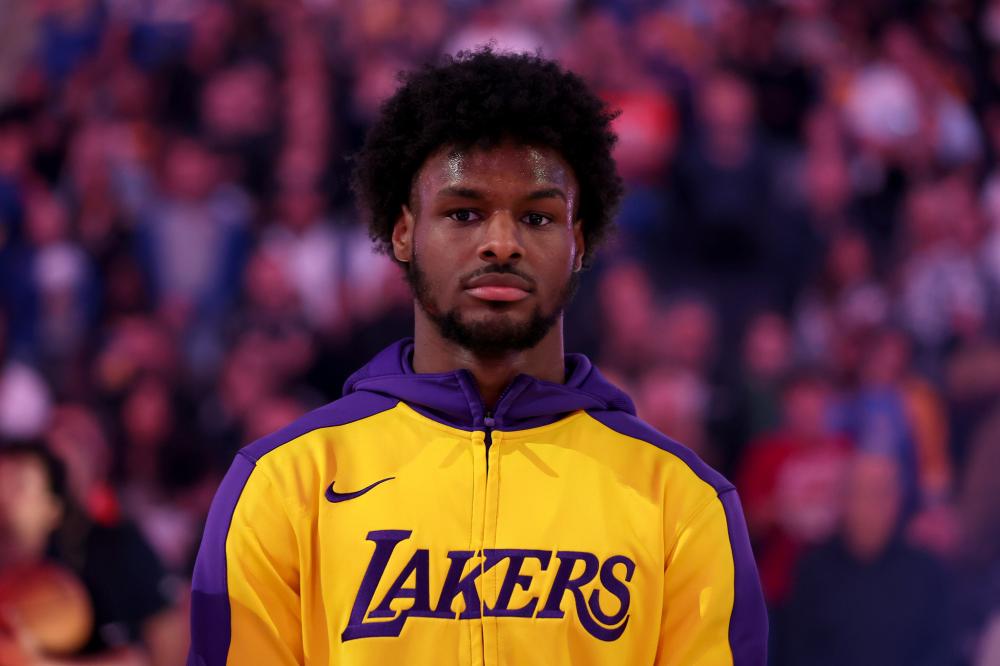 线如铜墙铁 线如铜墙铁